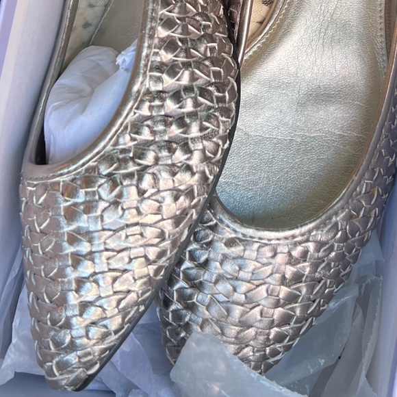 Marc Fisher Metallic Silver Woven Leather Flat - Picture 4 of 9